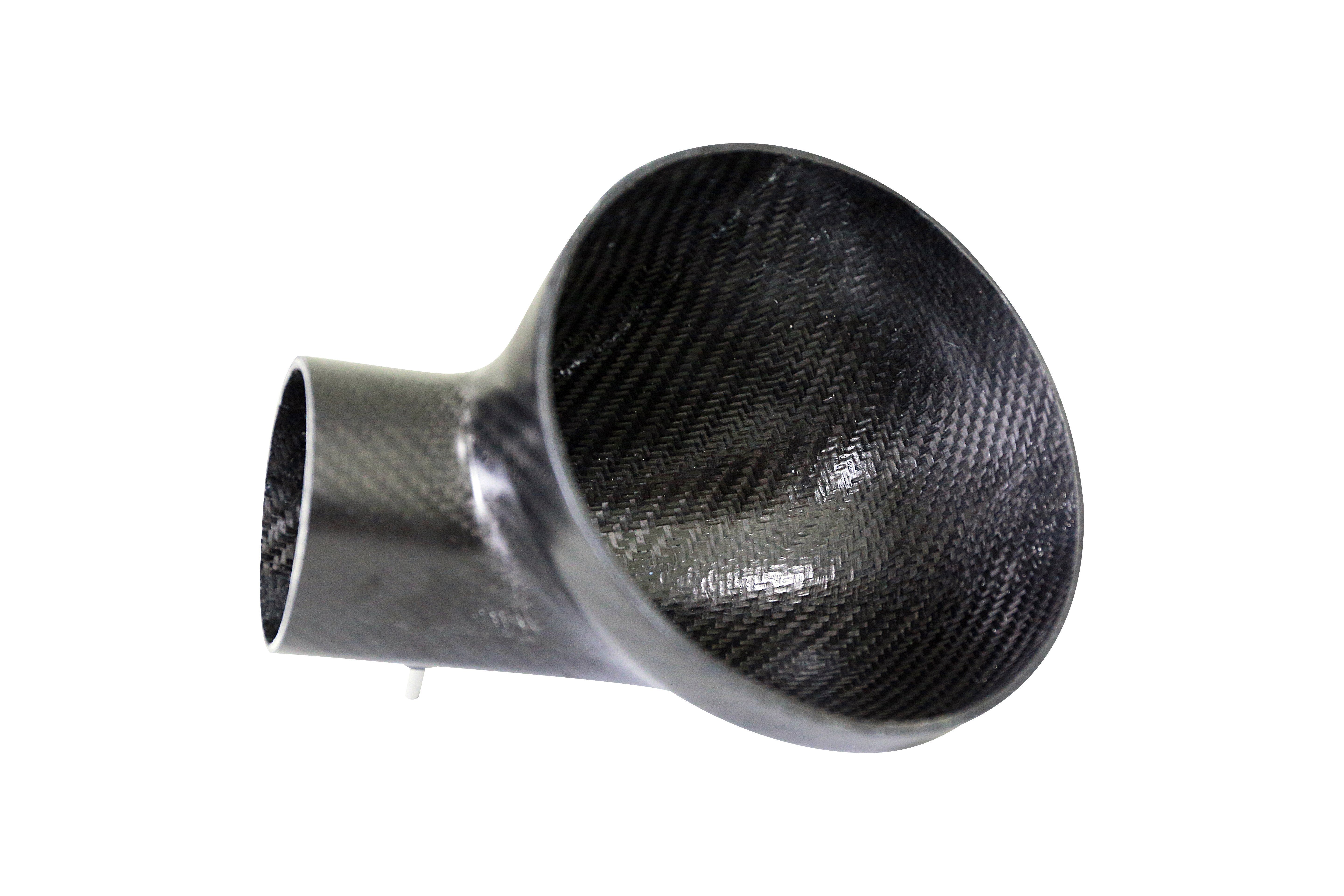 Carbon fiber pipe