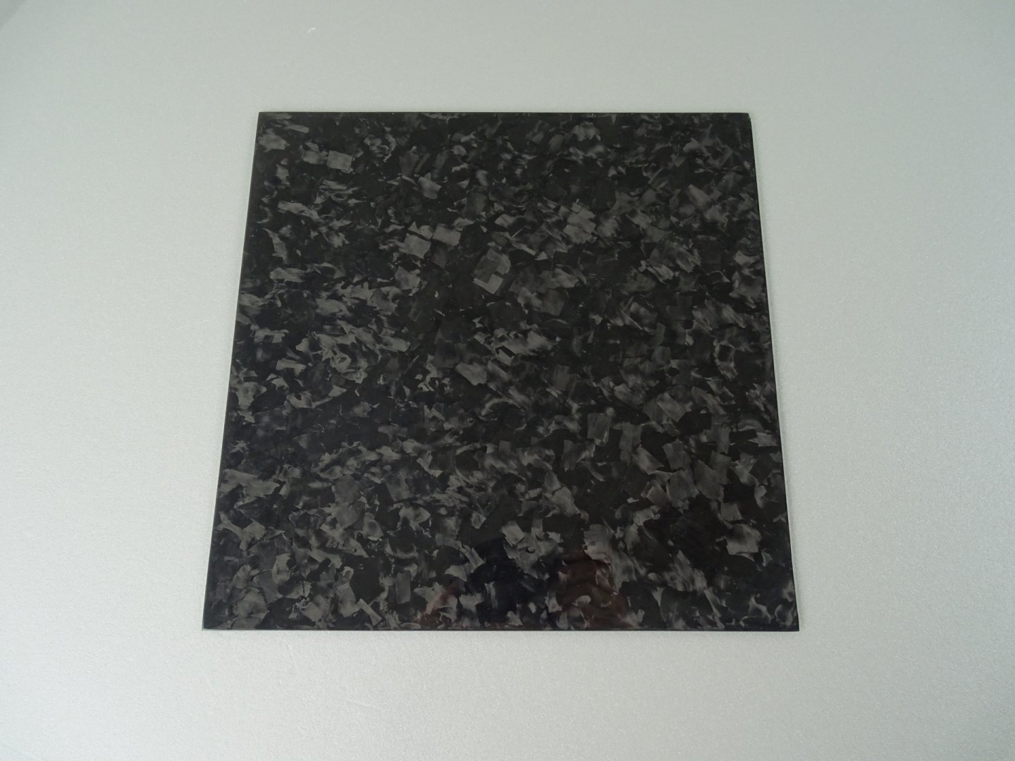 鍛造碳纖維平板新上市