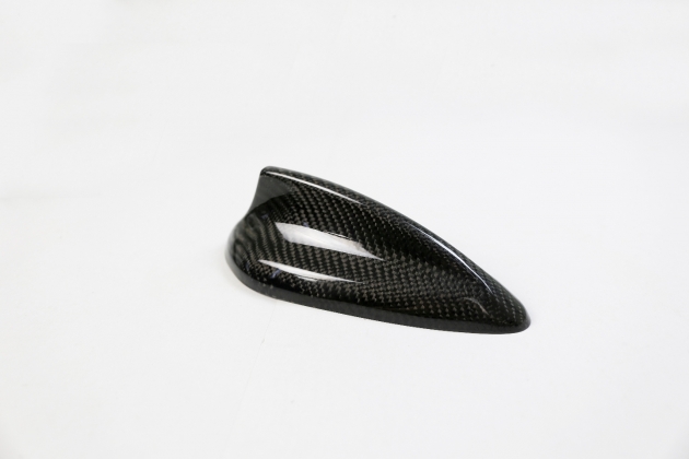 G30 shark fin cover, carbon 2