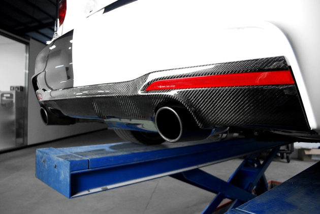 F30 335I 3D style rear diffuser for  M-T bumper  (by vacuum) 2