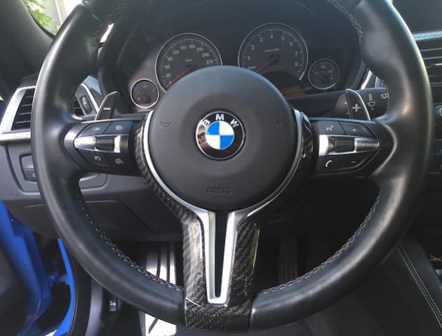F82 M4 Carbon Steering wheel Cover (Dry Carbon) 1